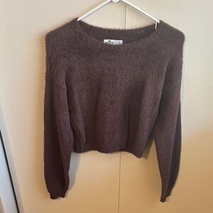 Hollister Women’s Small Brown Fuzzy Crew Neck Cropped Long Sleeve Sweater